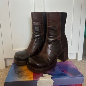 Vintage Y2K LEI Vivaca Brown Platform Patchwork Boots — Chunky 2000s Heel